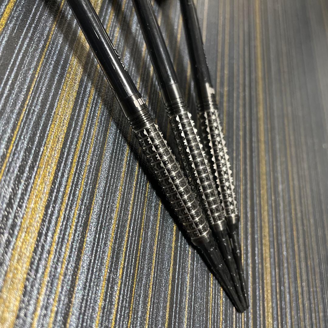 定価11000円 ソフトダーツ クロックフォース 18g CF4 カット強め