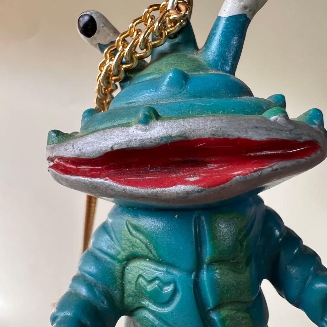 カネゴン　ペンダント　ソフビ　フィギュア　レトロ　当時物　ウルトラQ