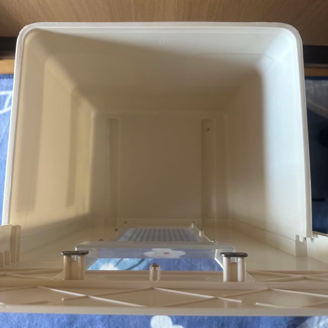 【極美品】アイリスオーヤマ オフィスシュレッダー クロスカットホワイトOF18J