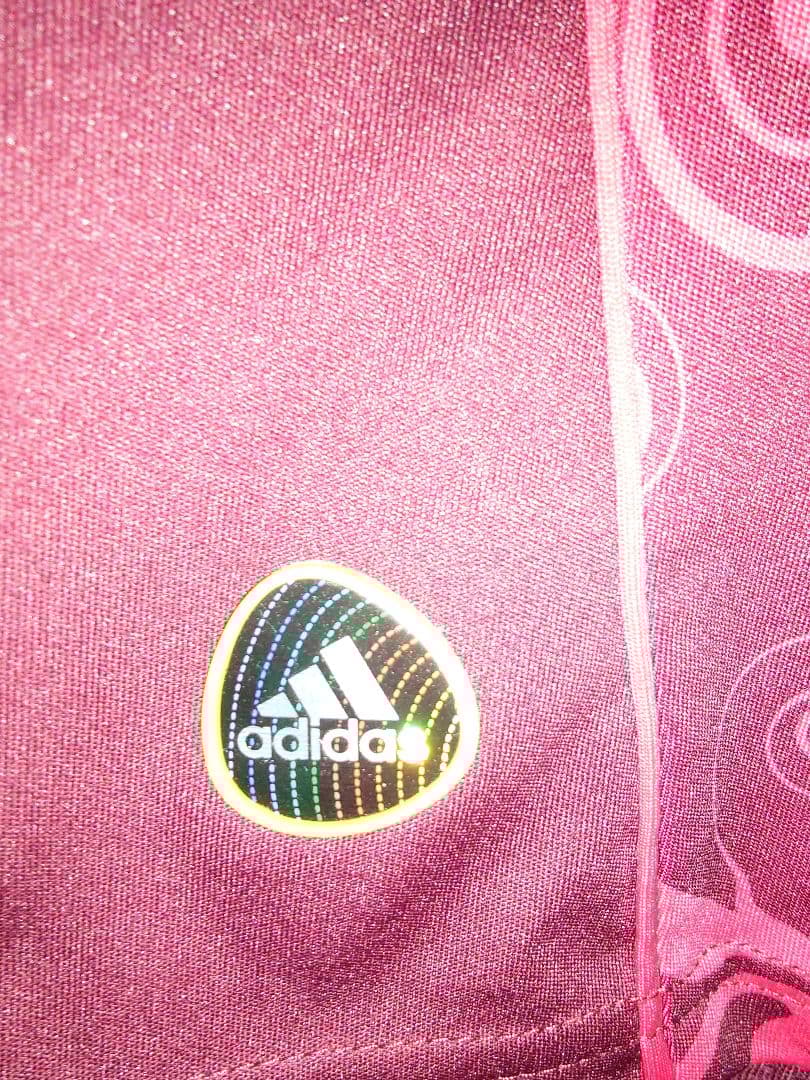 グルキュフ　 サイン入りユニフォーム