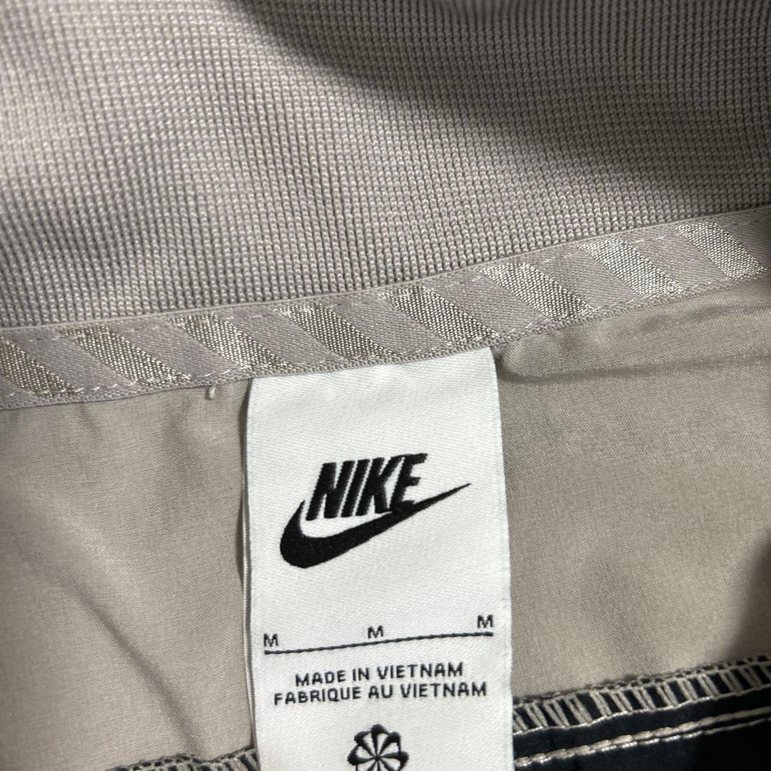 Teleも着用 Nike AIR ハーフジップジャケット 半袖