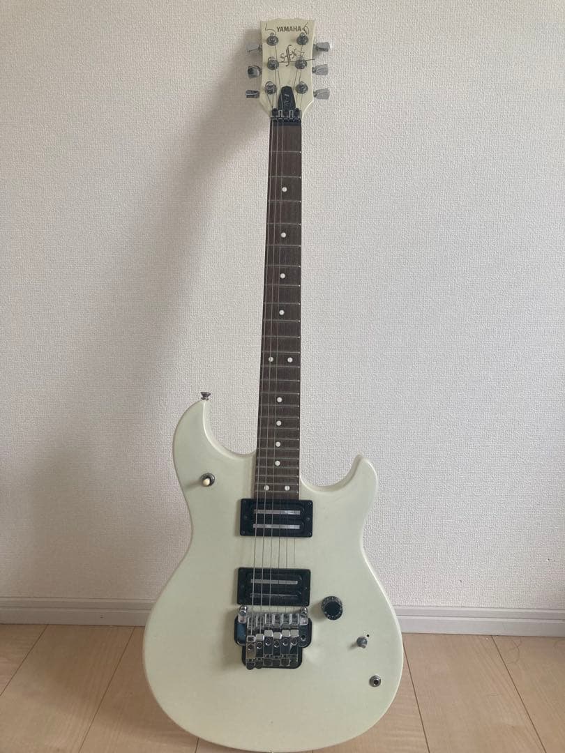 YAMAHA SFX -IIIホワイト エレキギター