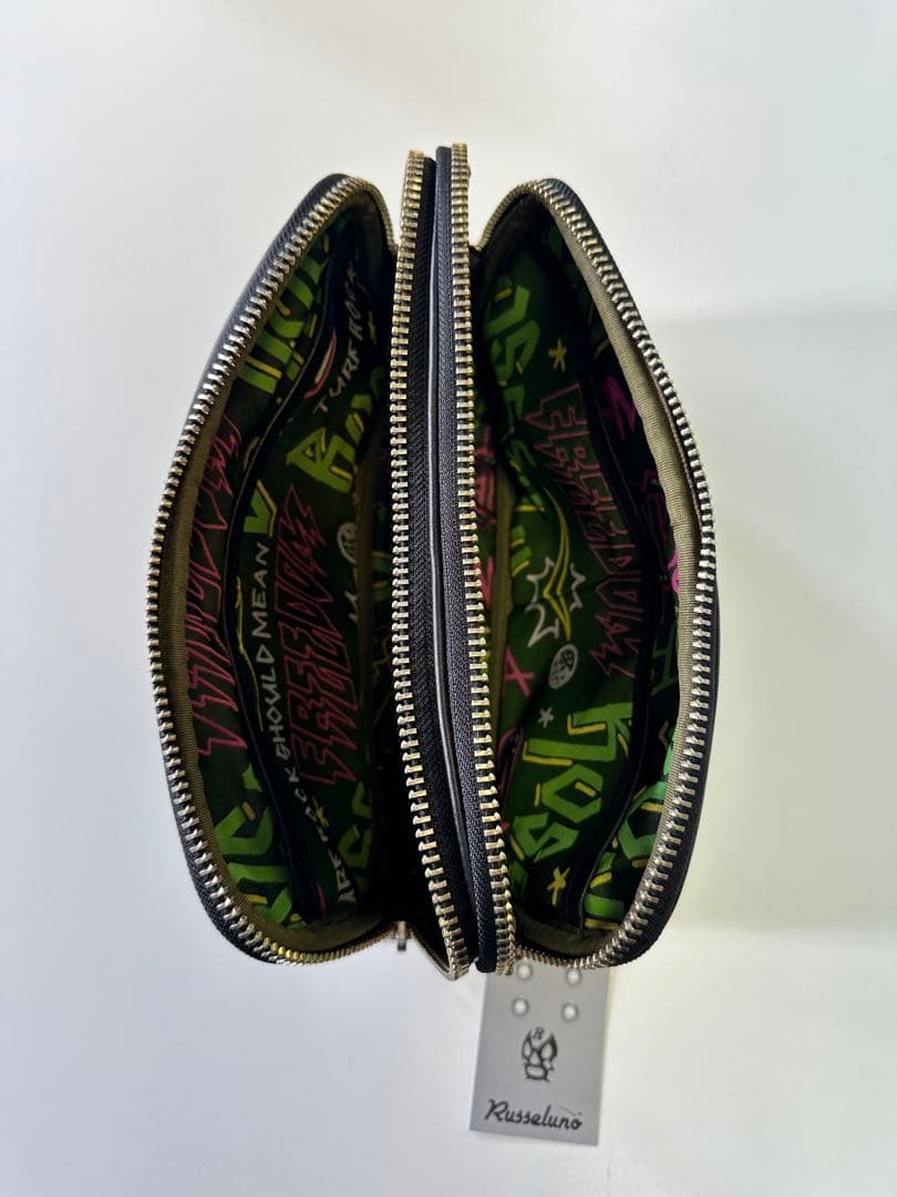 【新品未使用】ポーチ(縦:16cm横:29cmマチ:8cm) ラッセルノ1563