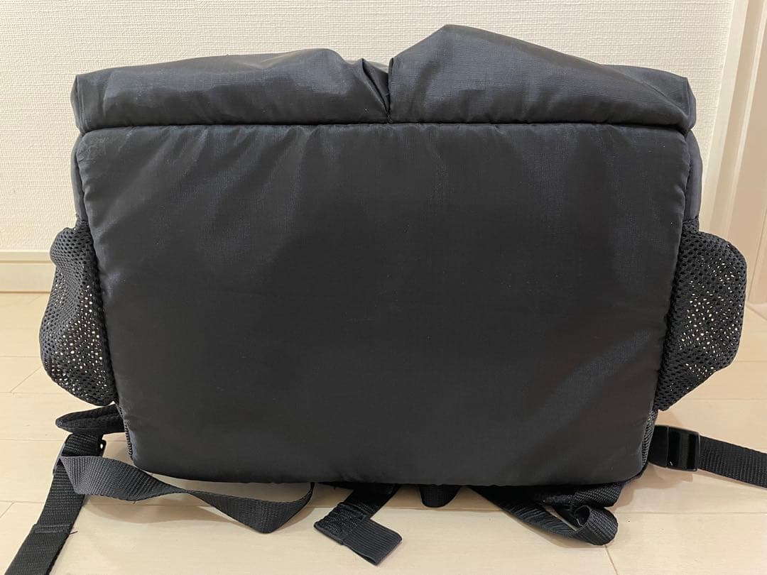 ペットパラダイス　キャリーバッグ 底板付き リュック スクエア　美品