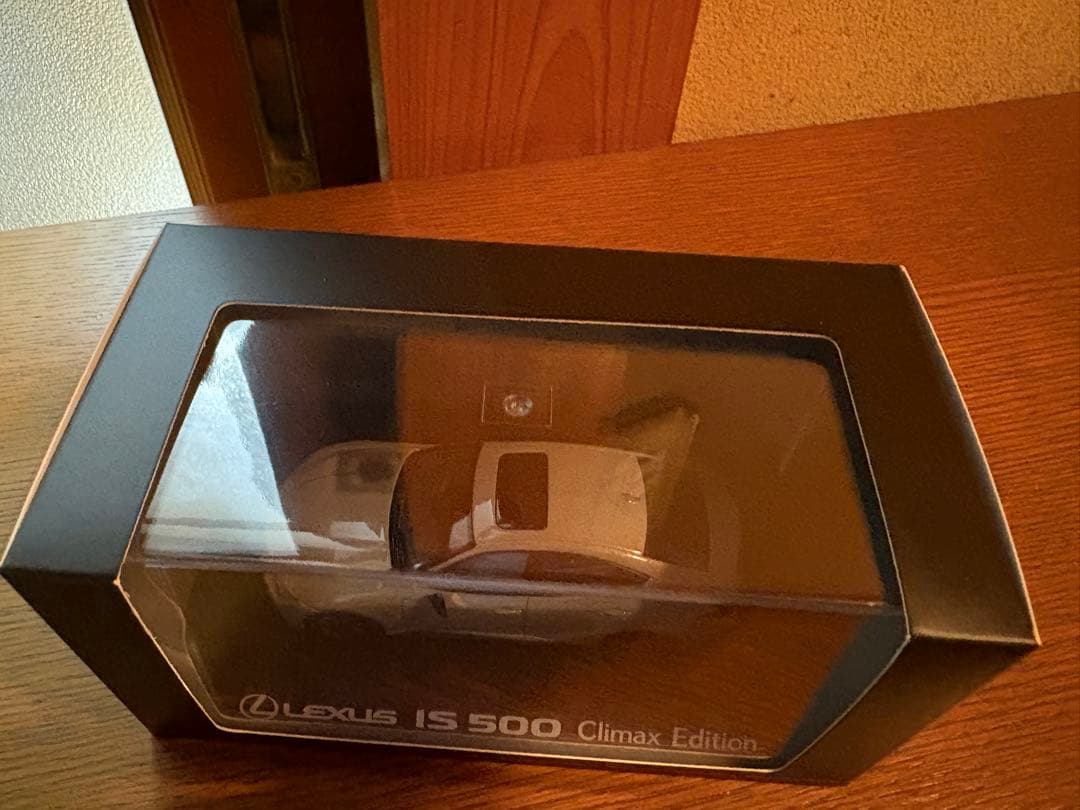 レクサス　IS500 クライマックスエディション　京商　ミニカー