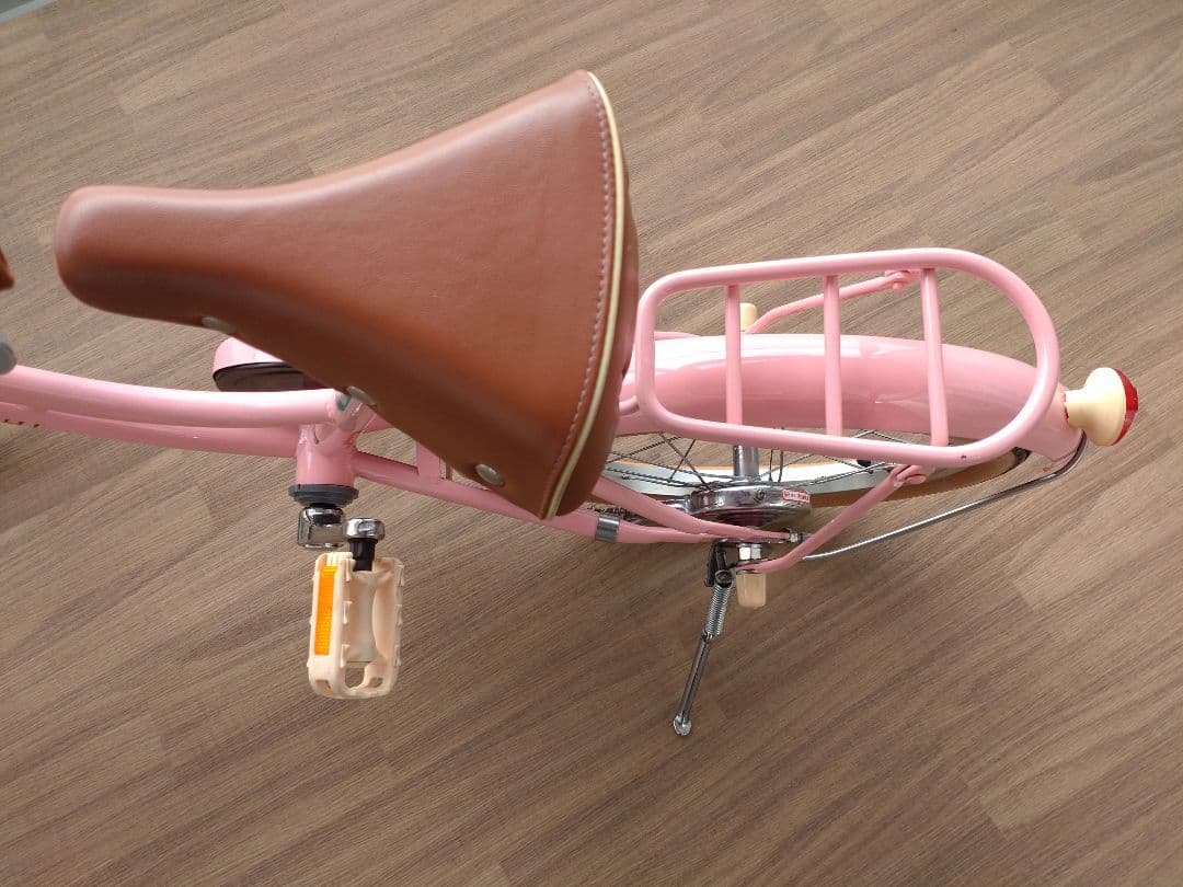 ブリヂストン　ハッチ　16インチ　HC162 ピンク　直接引取限定