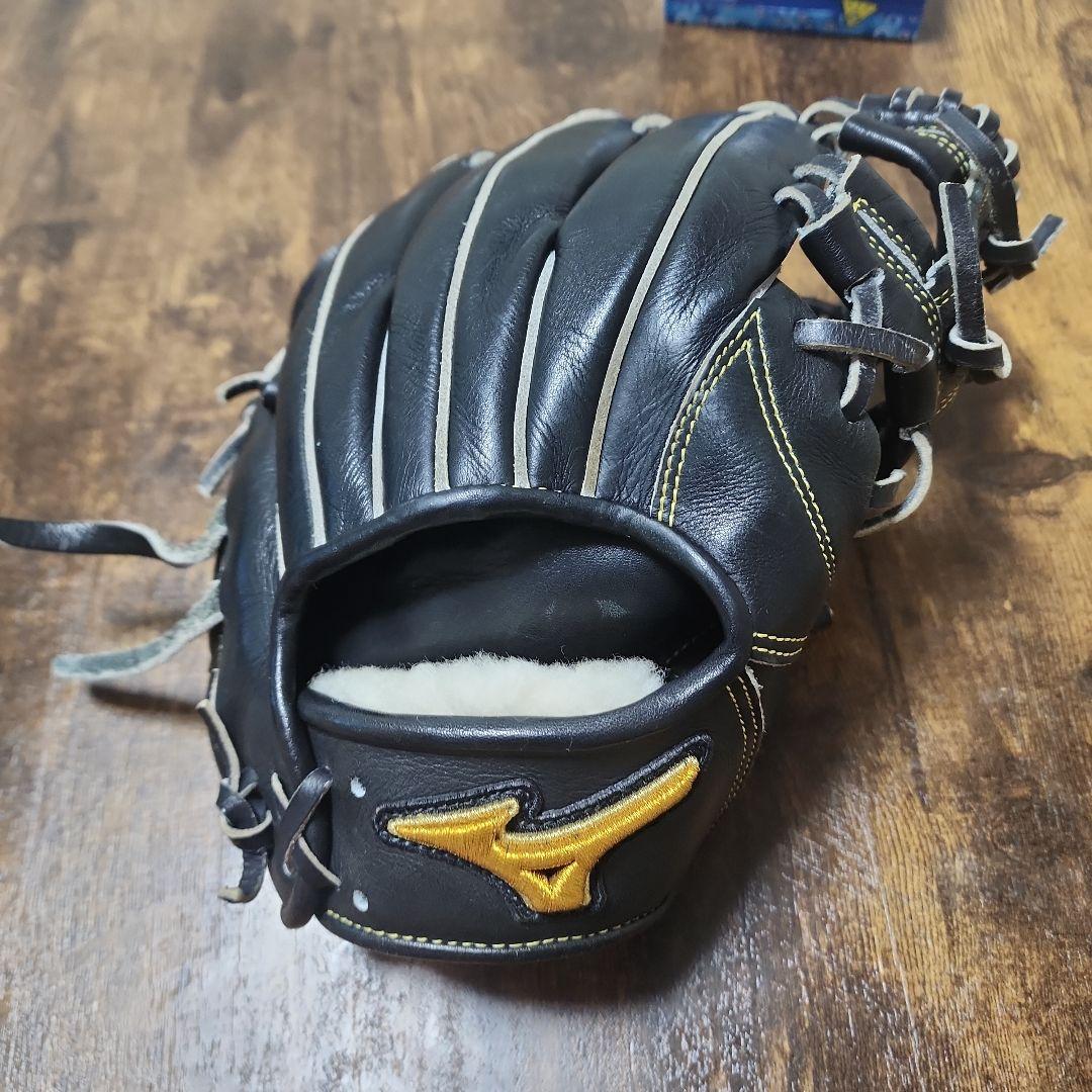 軟式用グローブ　内野手用　ブラック　ミズノプロ　野球