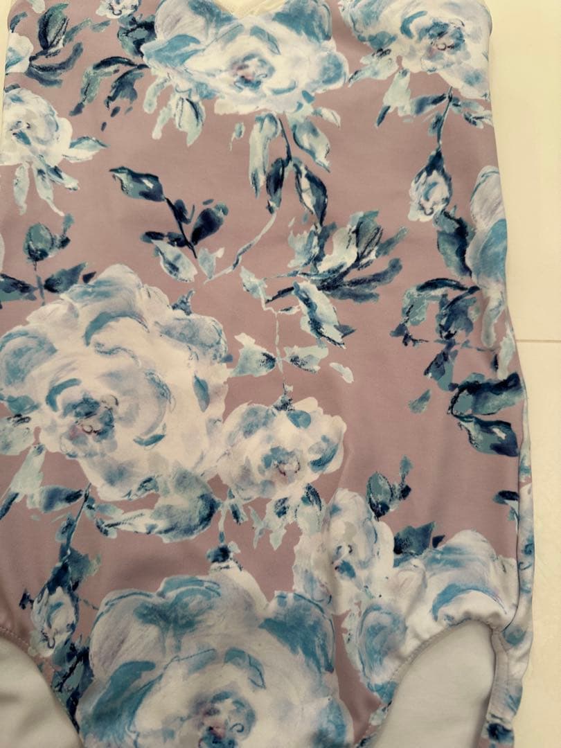 スティナ　レオタード　140