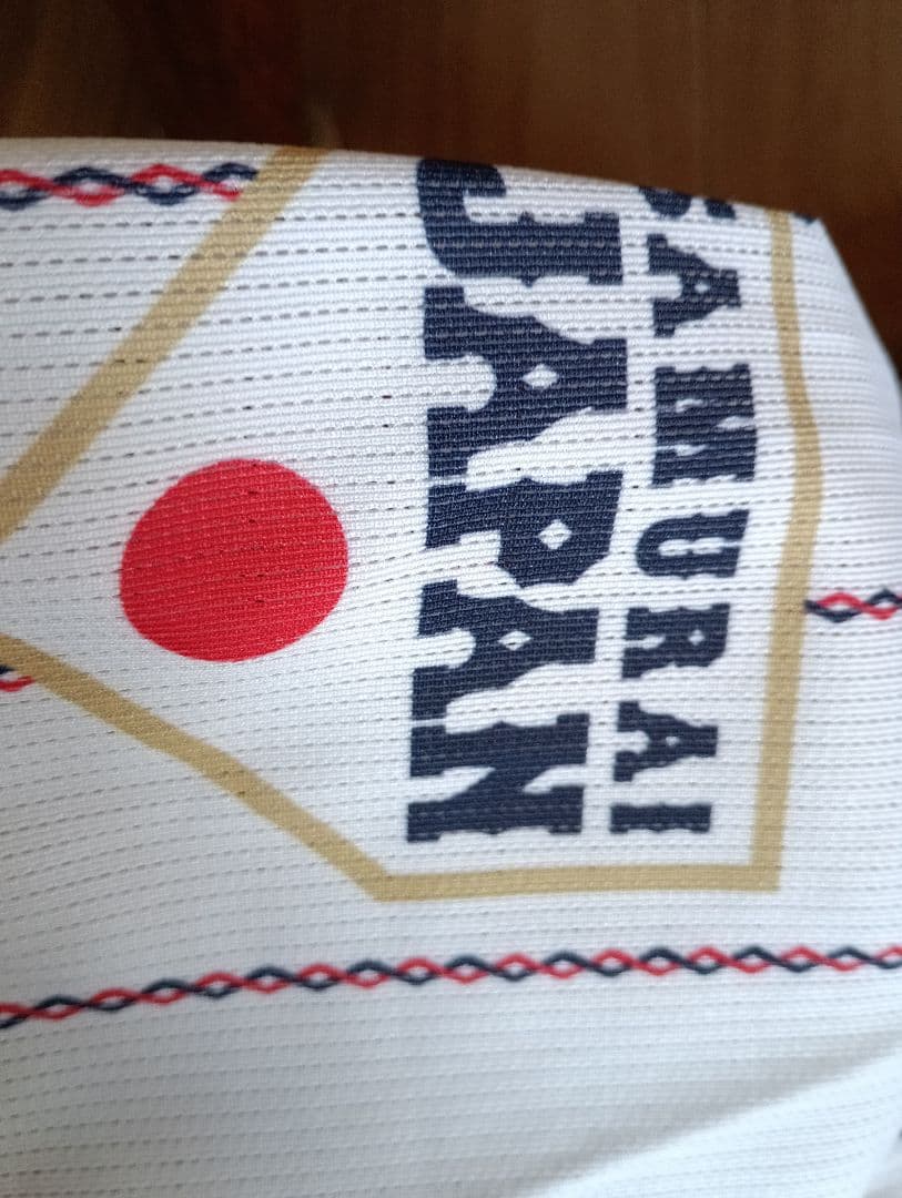 プロ野球　直筆サインユニフォームLサイズ牧選手　侍ジャパン　DeNAベイスターズ