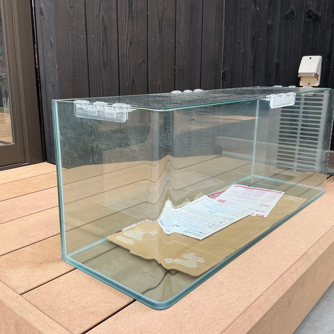 【引取限定 兵庫県小野市】 水槽 幅90✖️奥30✖️高36 中古品 エアレーション