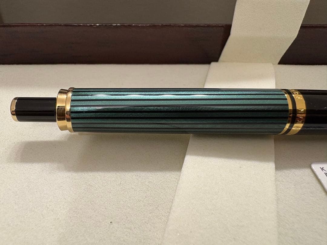 【新品未使用】ペリカン スーベレーン K400 ボールペン グリーン　緑