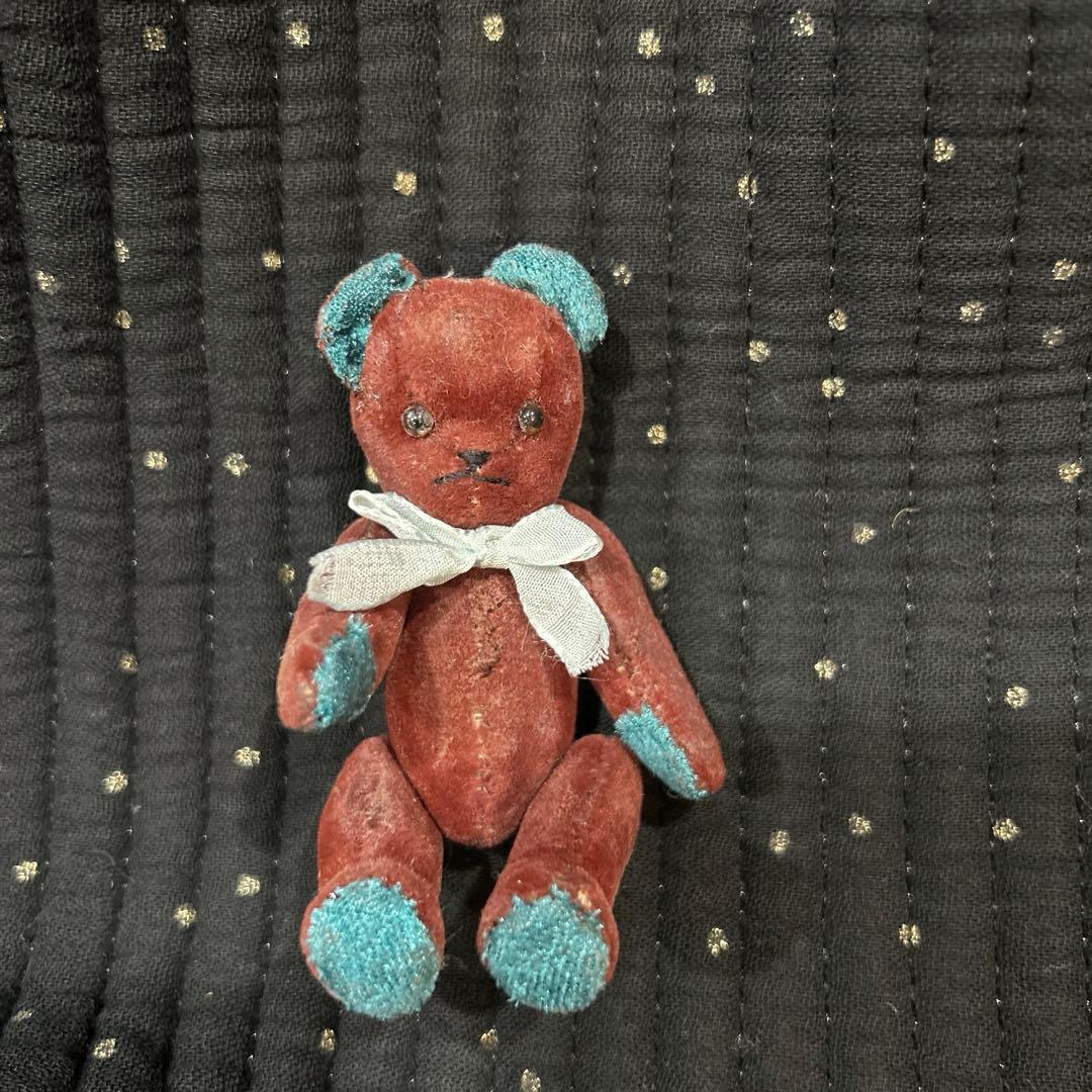 人気作家　フランスのアンティーク風ミニチュアベア