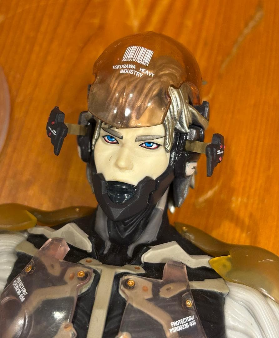 メタルギアソリッド 4 雷電　RAH メディコム・トイ　（箱なし）