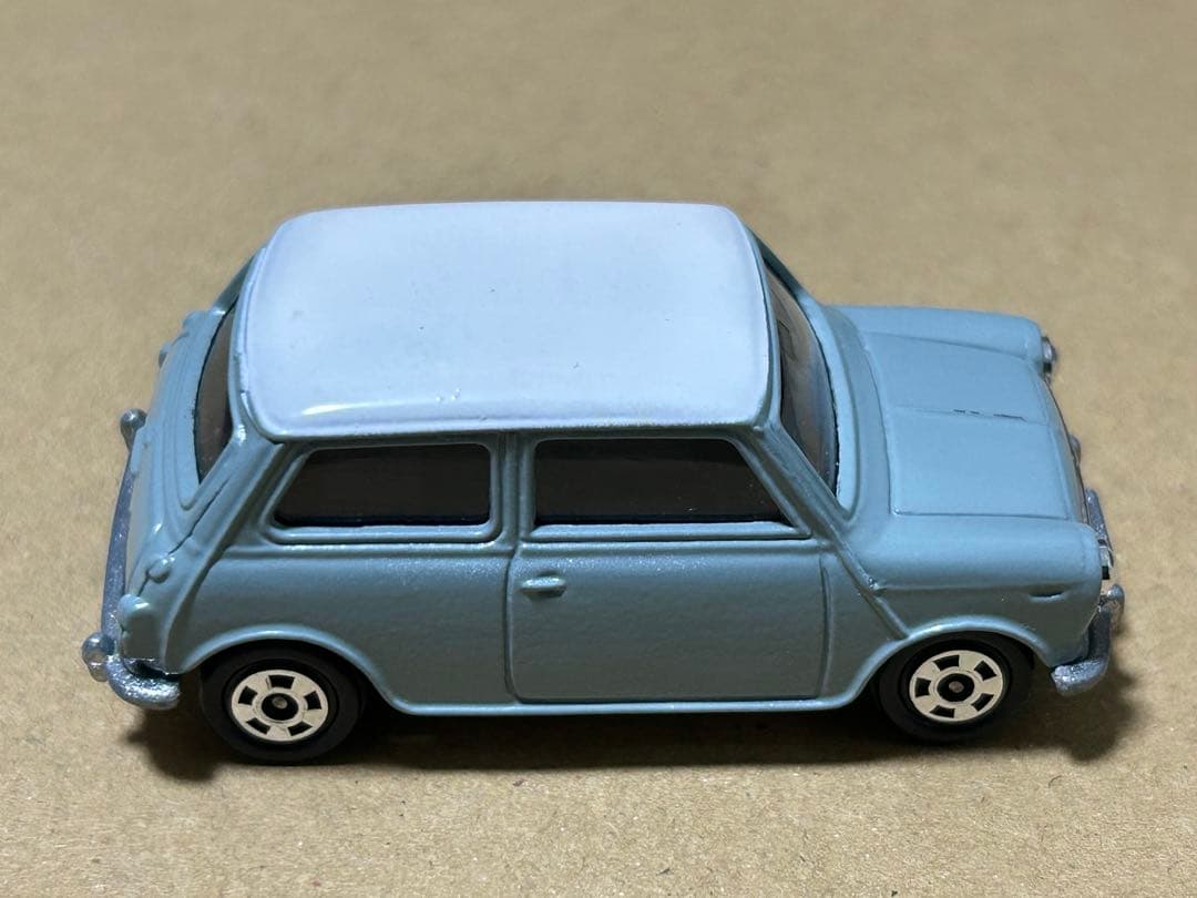 トミカ ミニクーパー リップスピード ロゴなし ねずみ色
