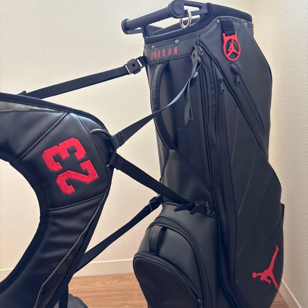 JORDAN フェイドアウェイプレミアムゴルフバッグ ブラック/レッド