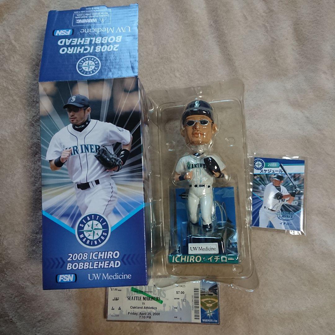 ★★イチロー 2007-09年 球場限定配布 ボブルヘッドドール 当日チケット付