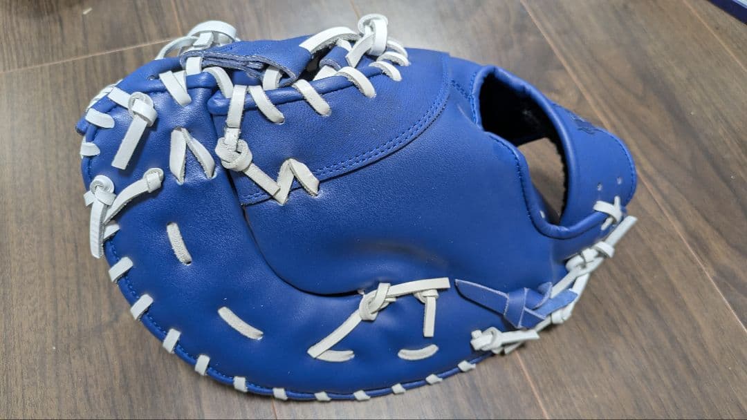 横浜DeNAベイスターズ ファーストミット ファンクラブ特典