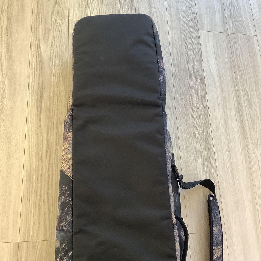 066BURTONバートンウィーリー ロッカースノーボードバッグキャスター166