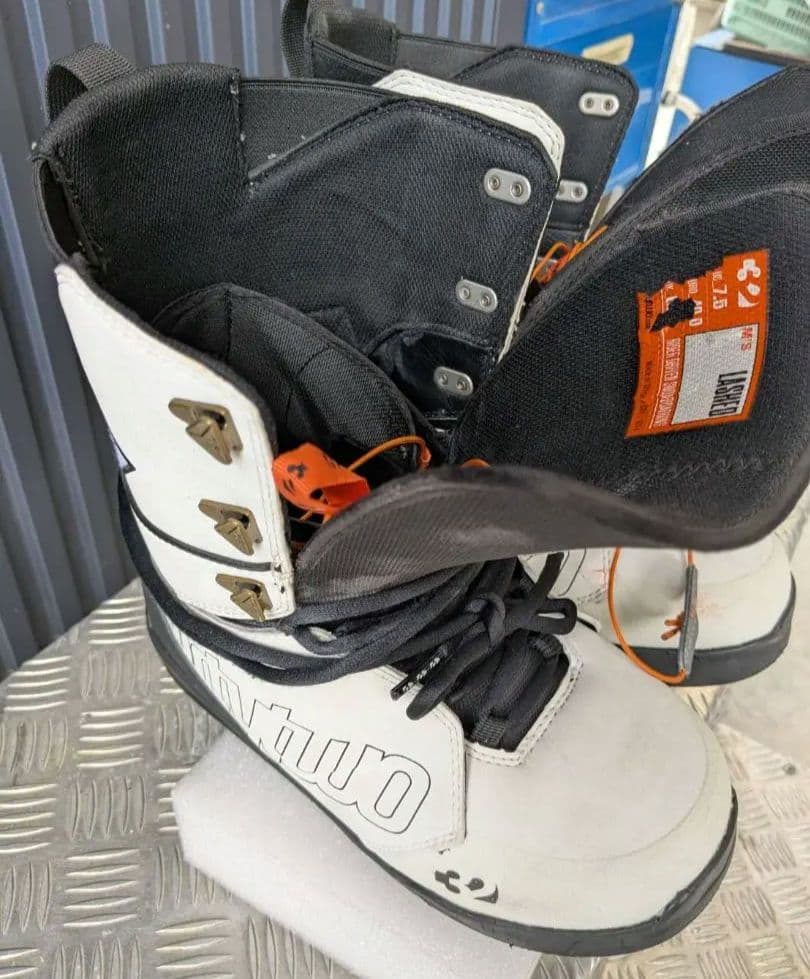 thirtytwo Lashed ブーツ ホワイト/ブラック ☆