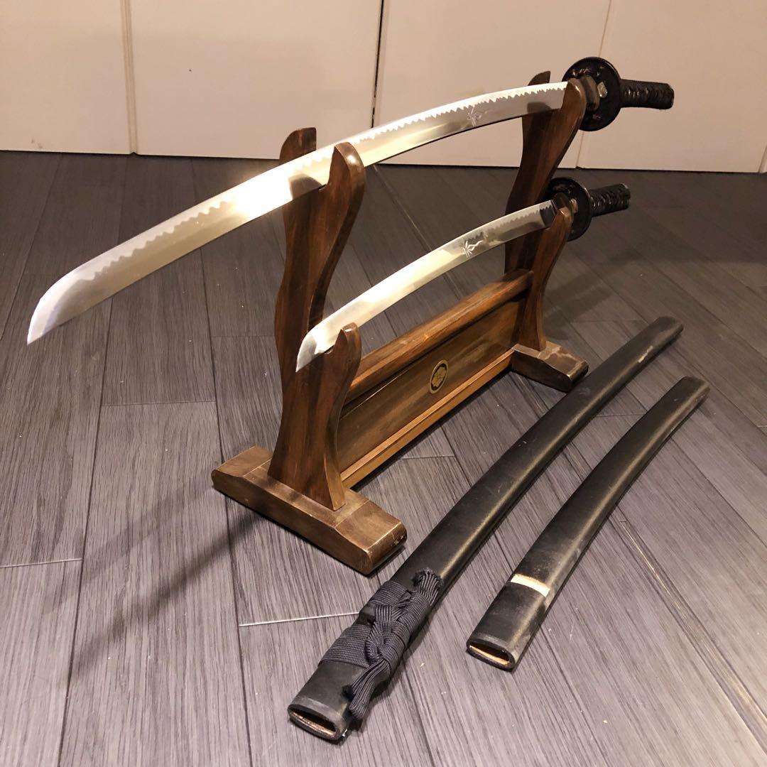 高級模造刀　龍梵字刻印　居合刀　 美術刀剣　太刀　脇差　大小セット　黒拵え