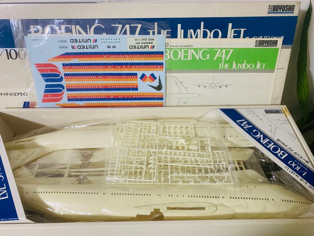 童友社１／１００ユナイテッド航空Ｂ７４７プラモデルキット