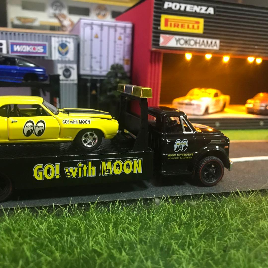 M2 シボレー C60 ムーンアイズトレーラーブラックとカマロRSイエローセット