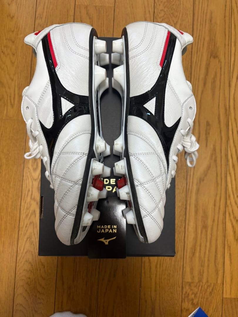 モレリア2Japan 26.0ホワイト