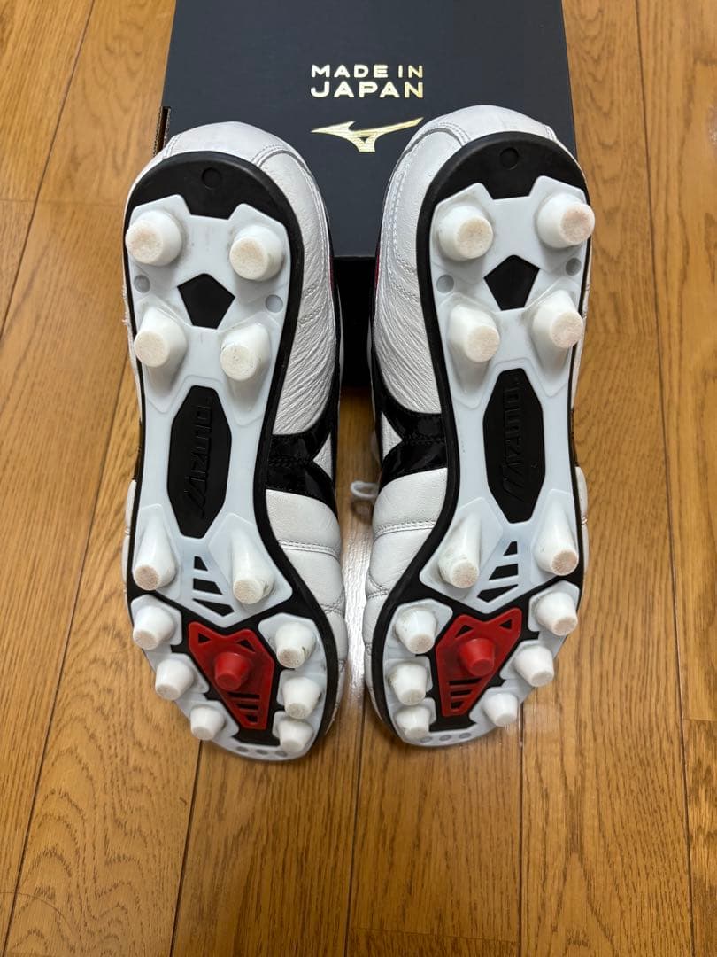 モレリア2Japan 26.0ホワイト