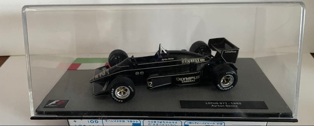 再値下げ！LOTUS 97T 1985 Ayrton Senna ミニカー