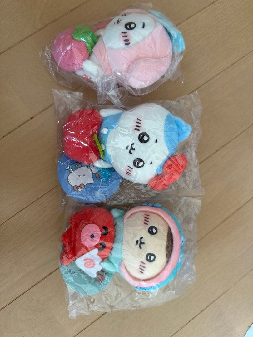 ちいかわ×サンリオキャラクターズ　ひっかけぬいぐるみ