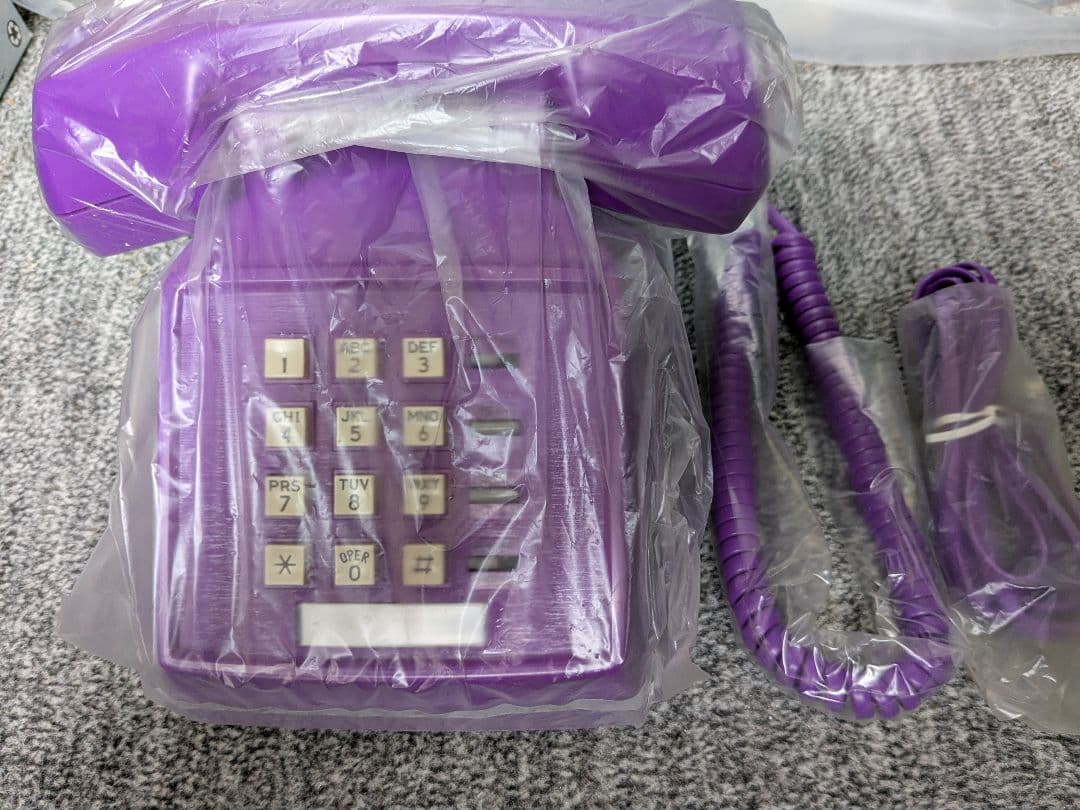 昭和レトロ プッシュ式電話海外物 インテリア　アンティーク