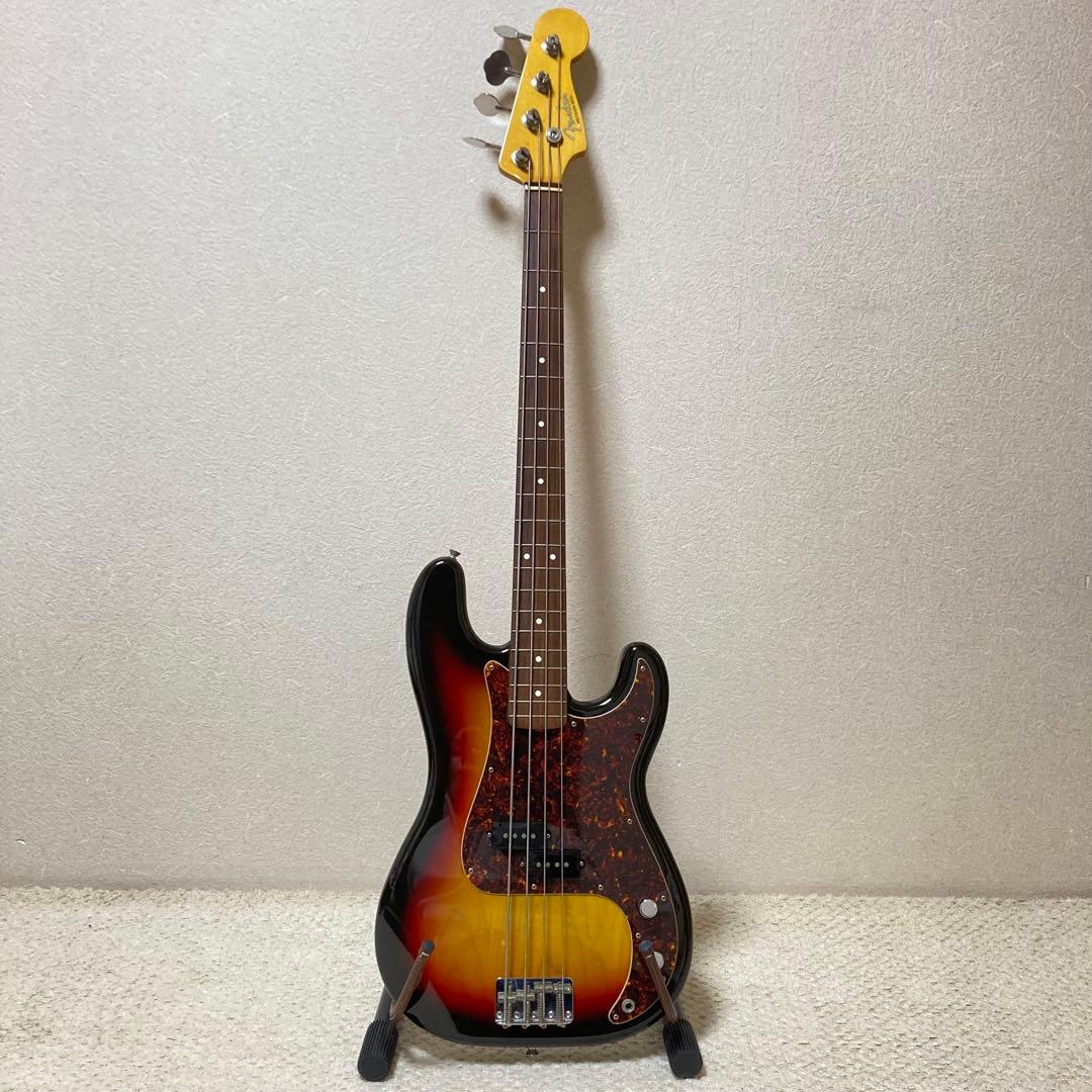 ベース fender PB62-70US