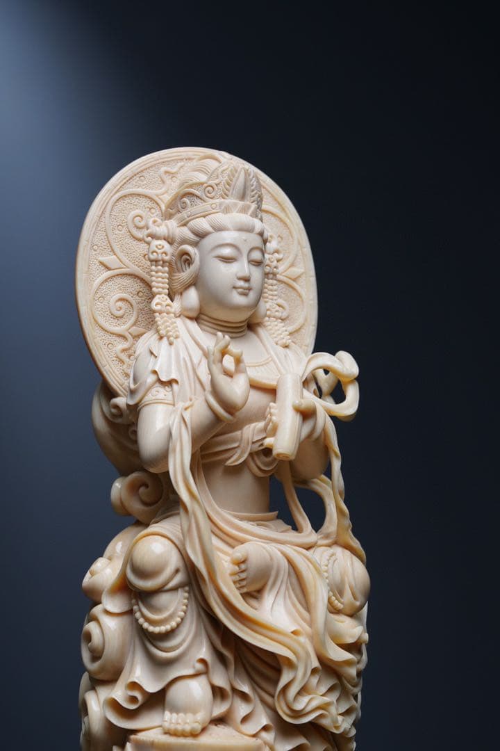 天然マンモス牙美しい手作り彫刻普賢菩薩 置物