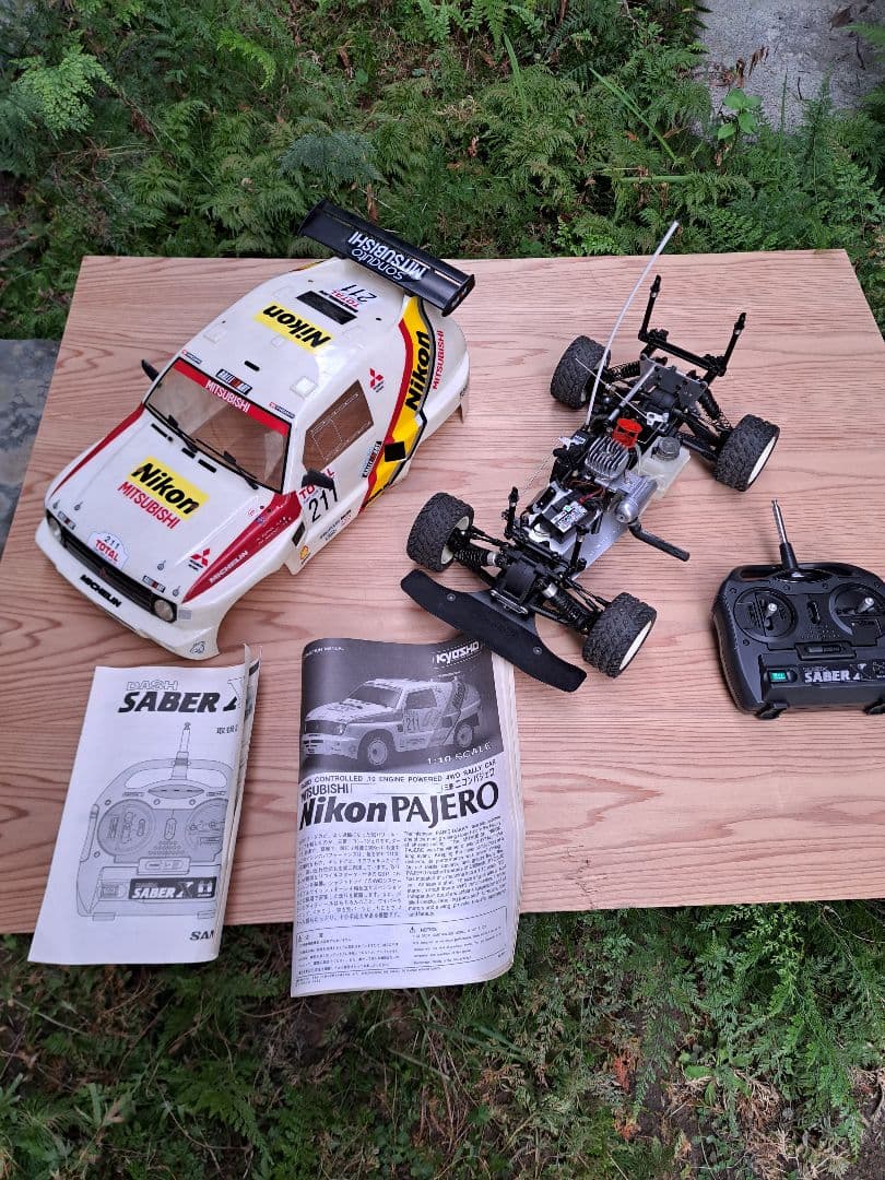 京商　1:10 スケール　ニコン　パジェロ　エンジン　ラジコン　セット　ジャンク