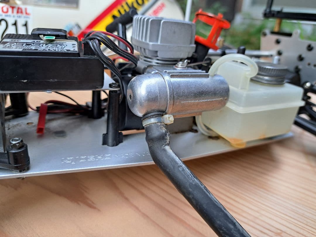 京商　1:10 スケール　ニコン　パジェロ　エンジン　ラジコン　セット　ジャンク