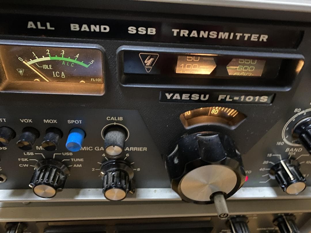 YAESU　FL-101、FR-101　八重洲無線　送・受信機