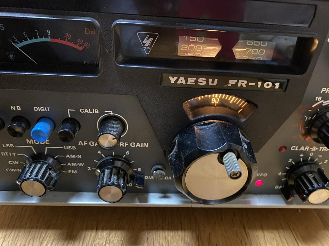 YAESU　FL-101、FR-101　八重洲無線　送・受信機