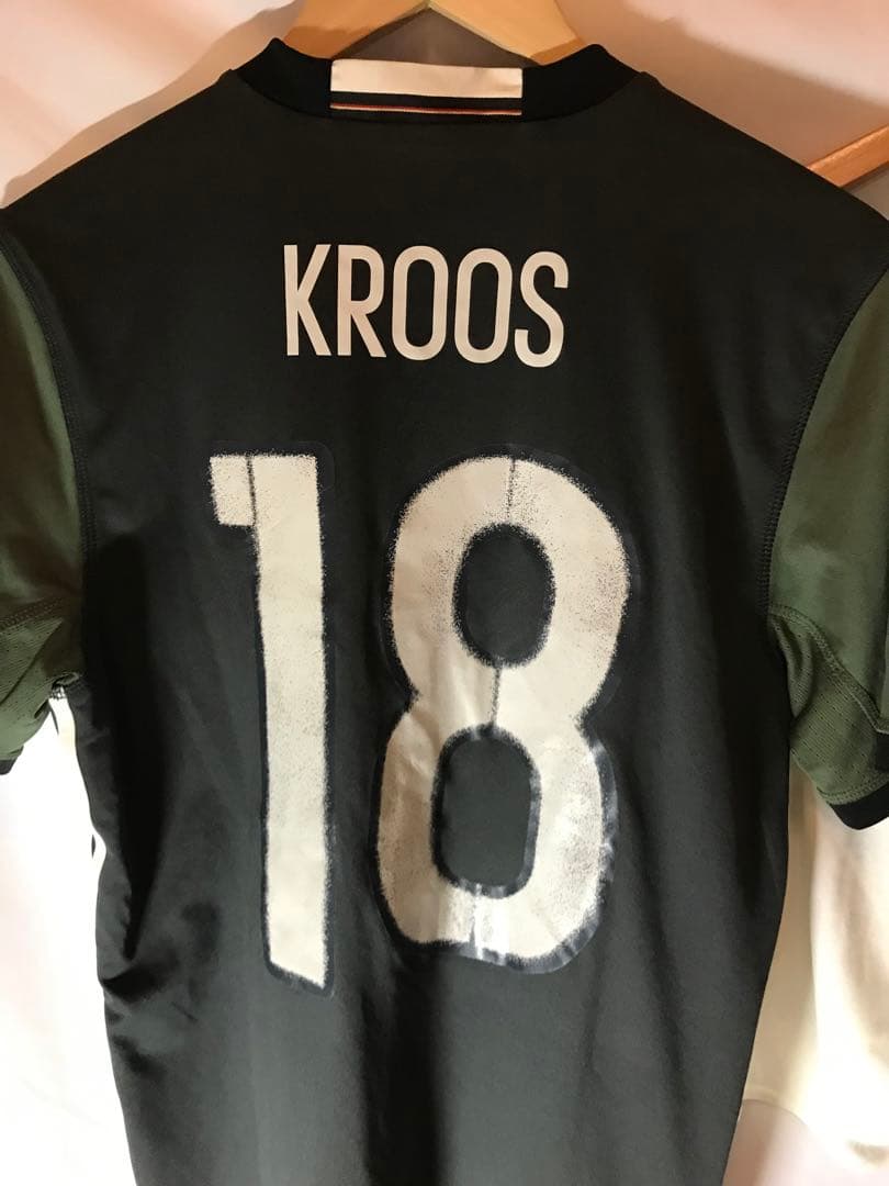 正規品adidasドイツ代表「18」クロース Mユニフォームパンツソックスセット