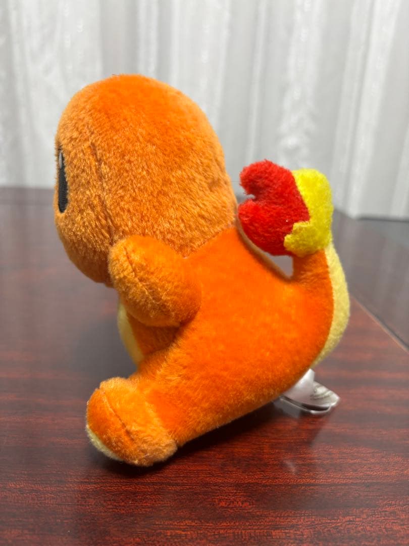 ポケモンセンター限定　ポケモン　ポケドール　ヒトカゲ　ドール　ぬいぐるみ