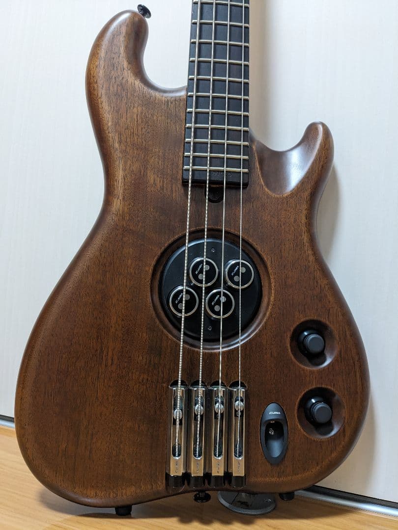 Atlansia Garland アトランシア ガーランド4弦