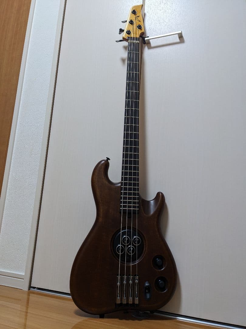 Atlansia Garland アトランシア ガーランド4弦