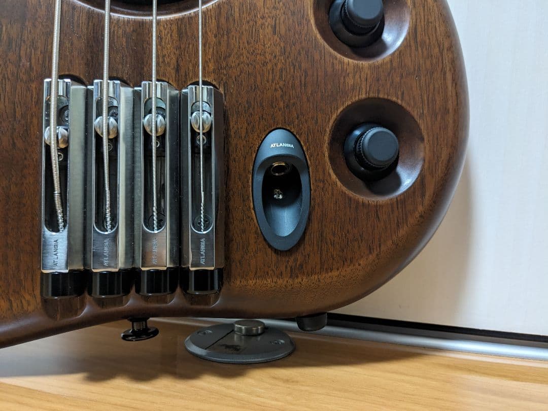 Atlansia Garland アトランシア ガーランド4弦