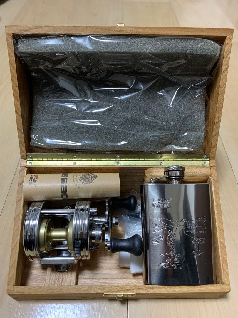 ABU アンバサダー 1500CAリミテッドエディション