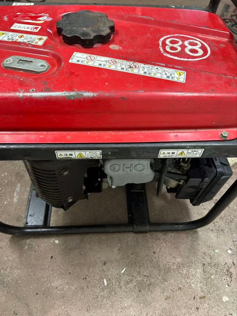 新ダイワ shindaiwa EGR2600 発電機　動作確認済み (B858)