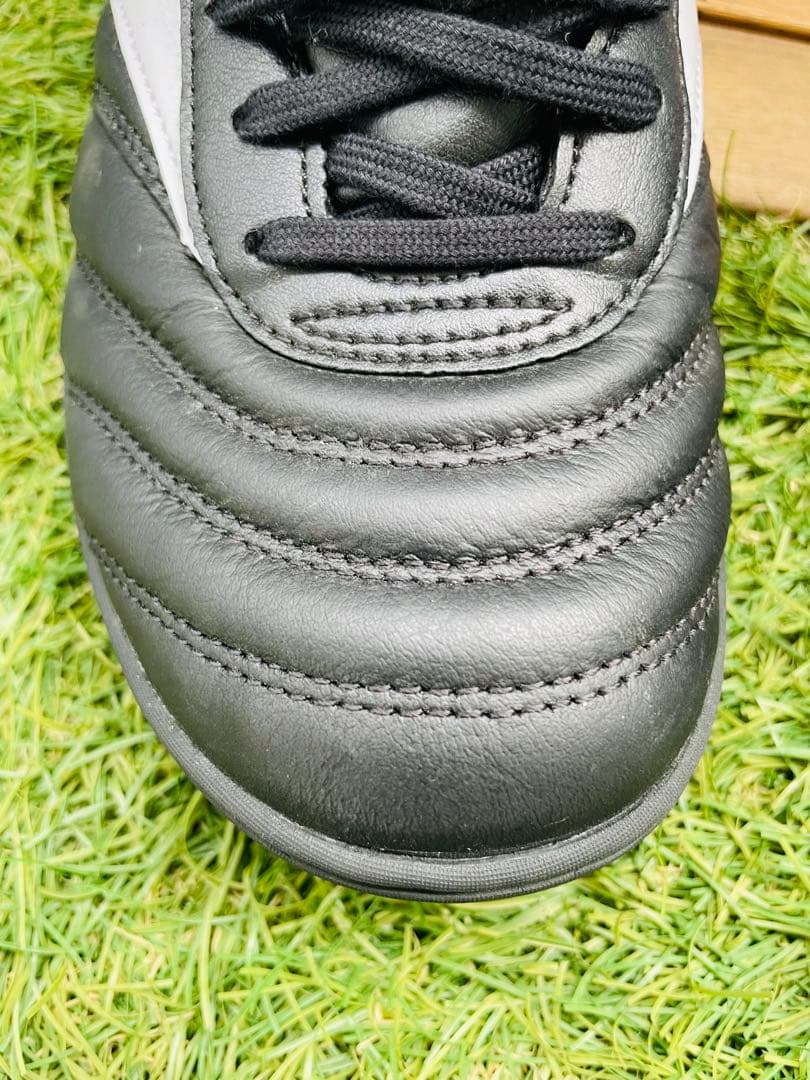 Mizuno サッカーシューズ 専用モデル ブラック/ホワイト　モレリア TF