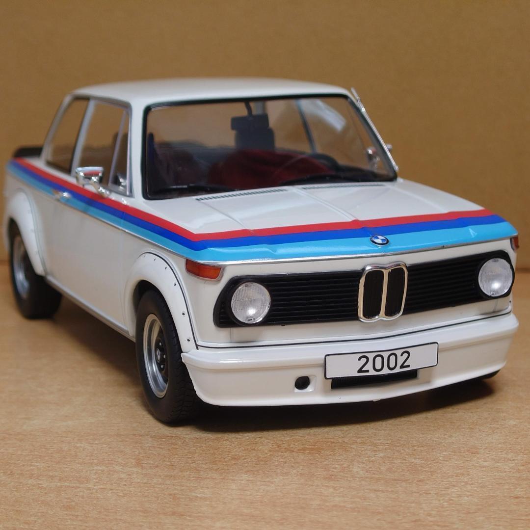 1/18  2002ターボ ホワイト 1973 MCG製 ダイキャスト製