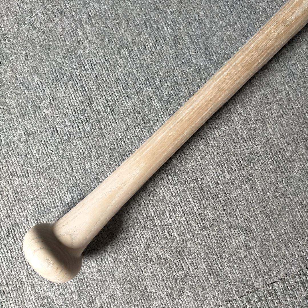 【プレミア】坂口智隆 DESCENTE 硬式木製バット 84.5cm 856g