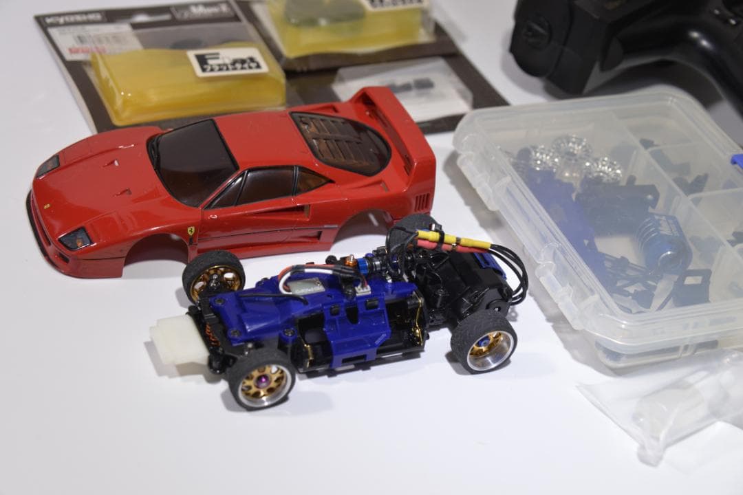 京商ミニッツMR-03 VE フェラーリF40 セット EX-5UR付