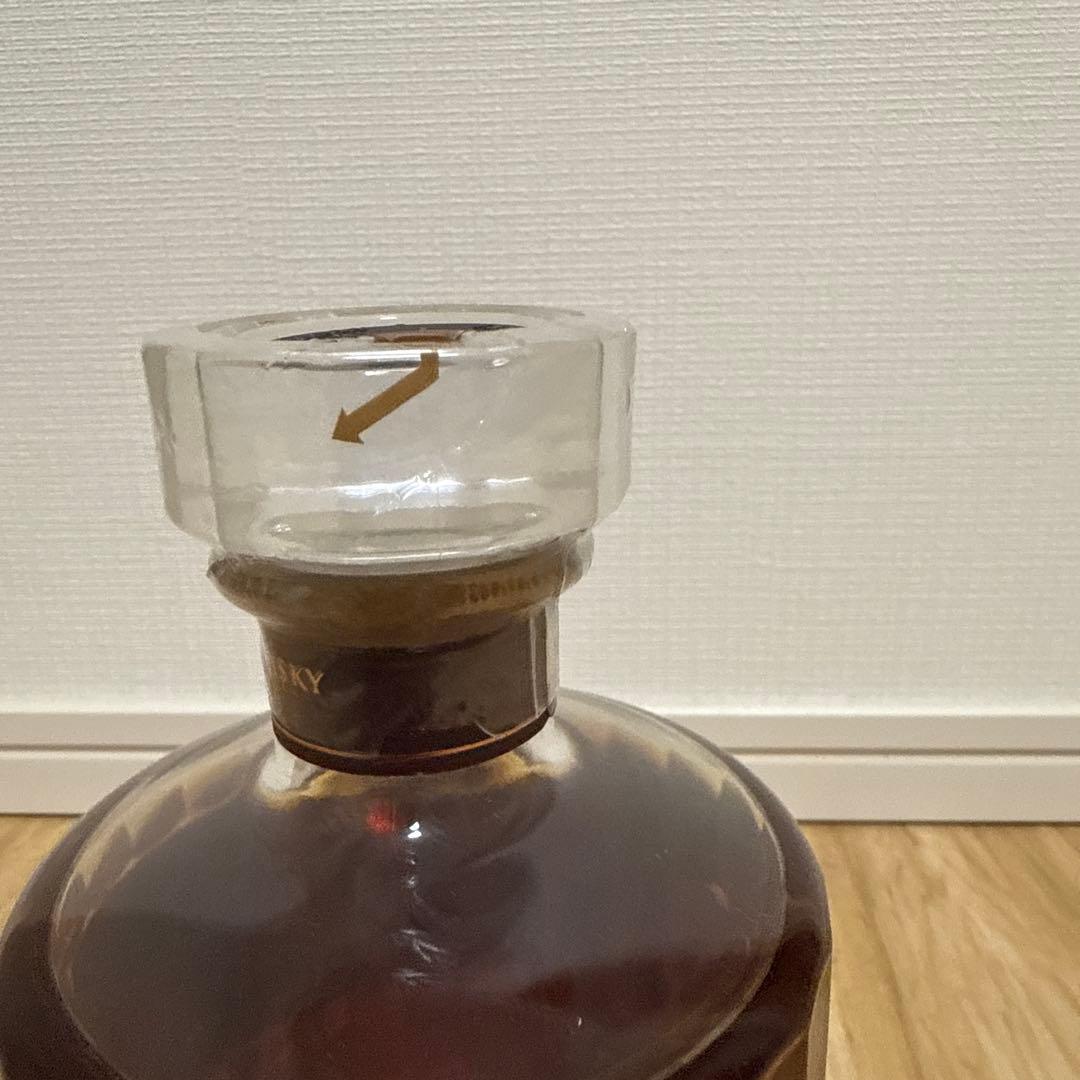 響 21年 サントリー　ウイスキー 700ml 新品未開封