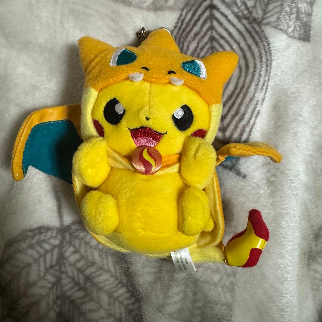 ポケモンセンターメガトウキョーメガリザードン ポンチョピカチュウ セット